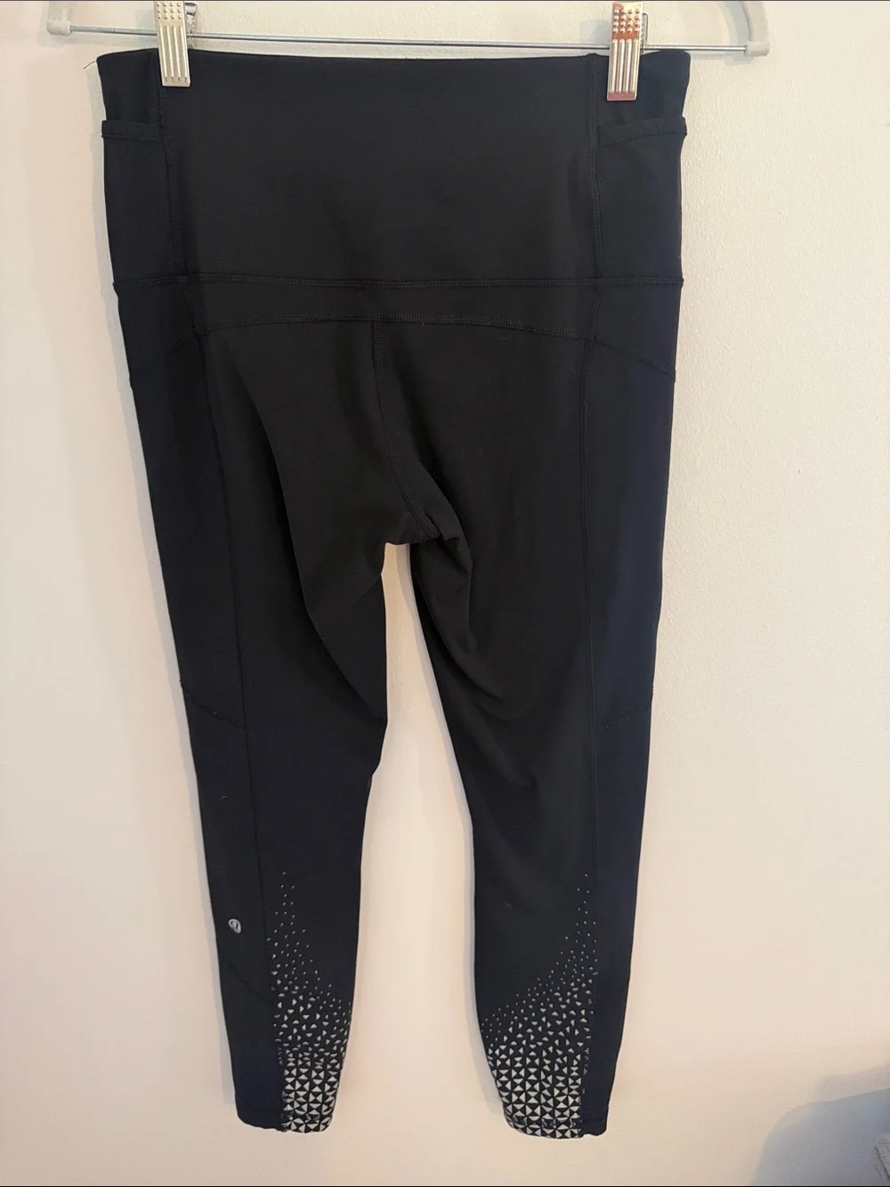 lululemon athletica Black High-Rise Leggings with Geometric Design Hem, Size 8